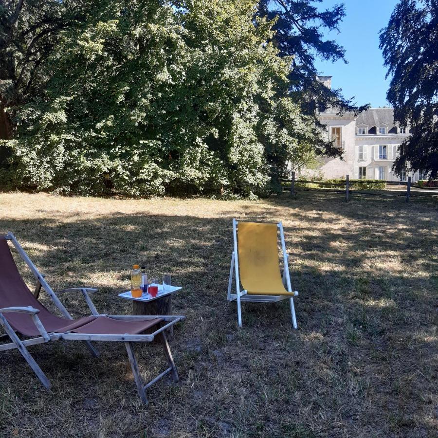Chateau De Charnizay 외부 사진